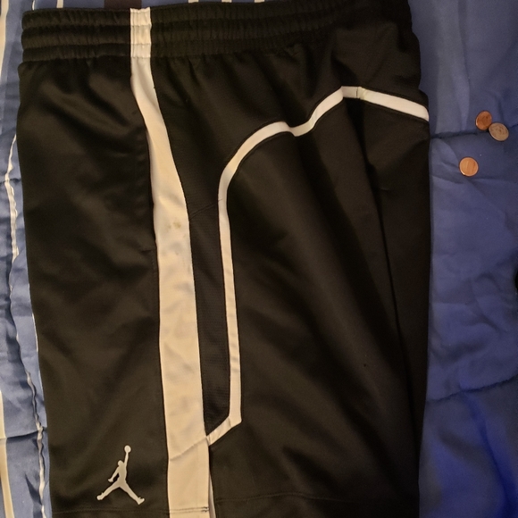 Jorden dri fit basketball shorts - Picture 2 of 3